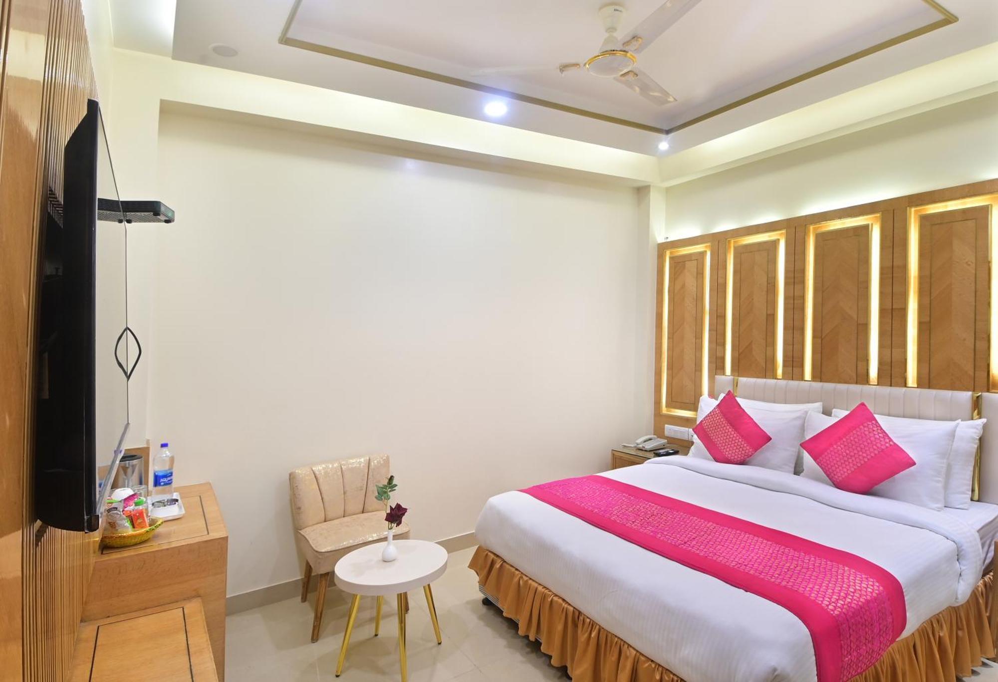 Hotel Gold Palace - 03 Mins Walk From New Delhi Railway Station 外观 照片