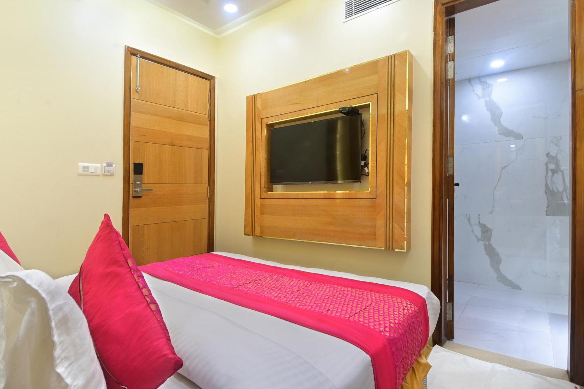 Hotel Gold Palace - 03 Mins Walk From New Delhi Railway Station 外观 照片
