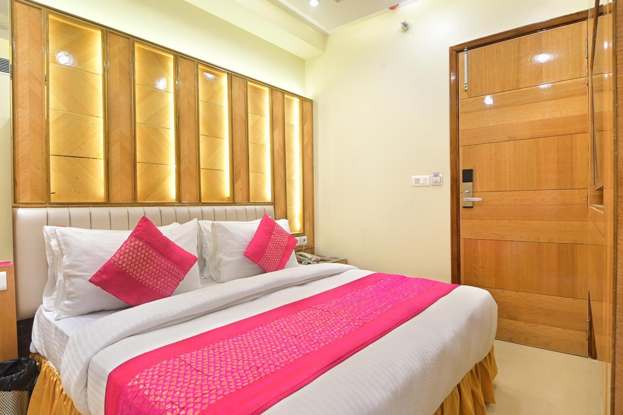 Hotel Gold Palace - 03 Mins Walk From New Delhi Railway Station 外观 照片