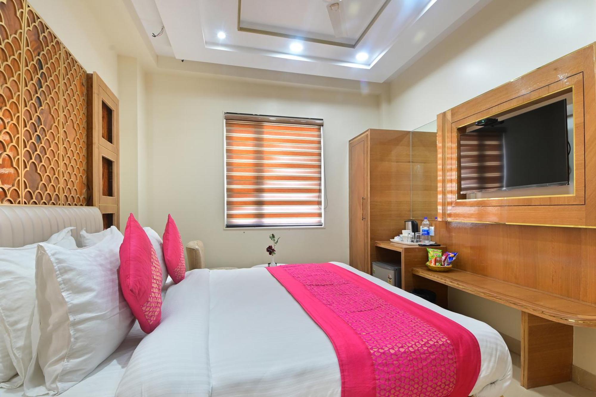 Hotel Gold Palace - 03 Mins Walk From New Delhi Railway Station 外观 照片