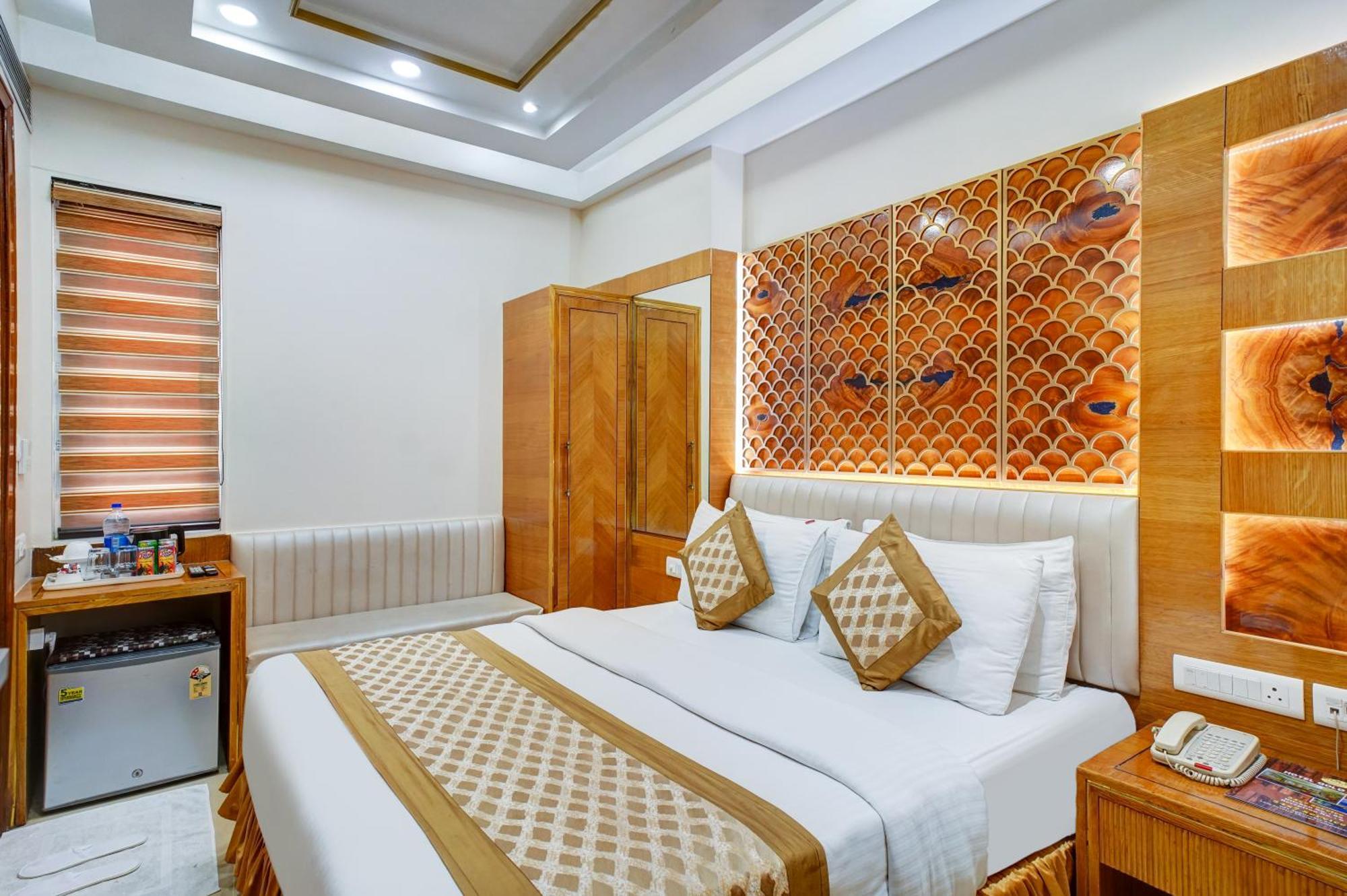 Hotel Gold Palace - 03 Mins Walk From New Delhi Railway Station 外观 照片